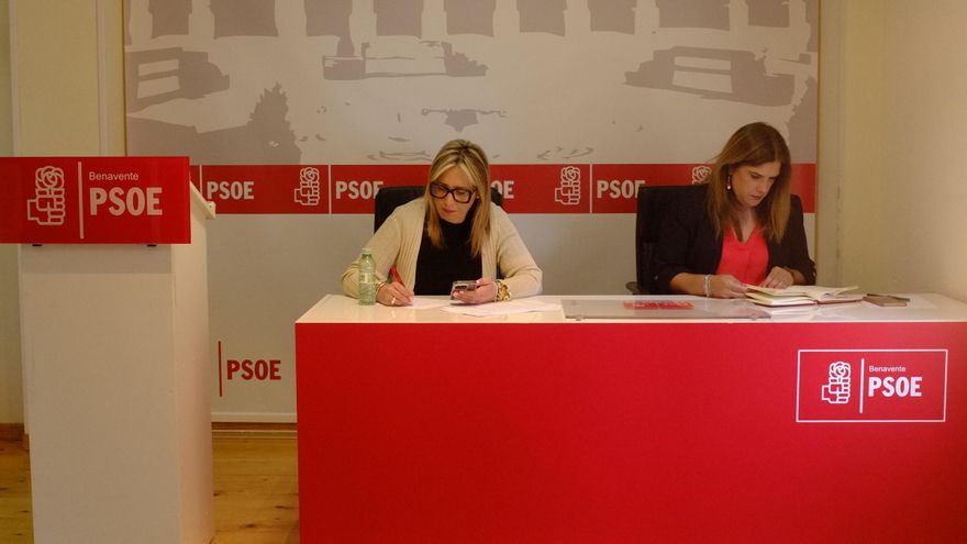 El PSOE carga contra el &quot;Gobierno de la improvisación y la desidia&quot; en Benavente en el ecuador del mandato