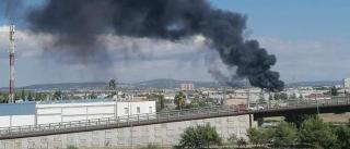 Mehrere Explosionen: Ein Dutzend Lastwagen auf Mallorca abgebrannt