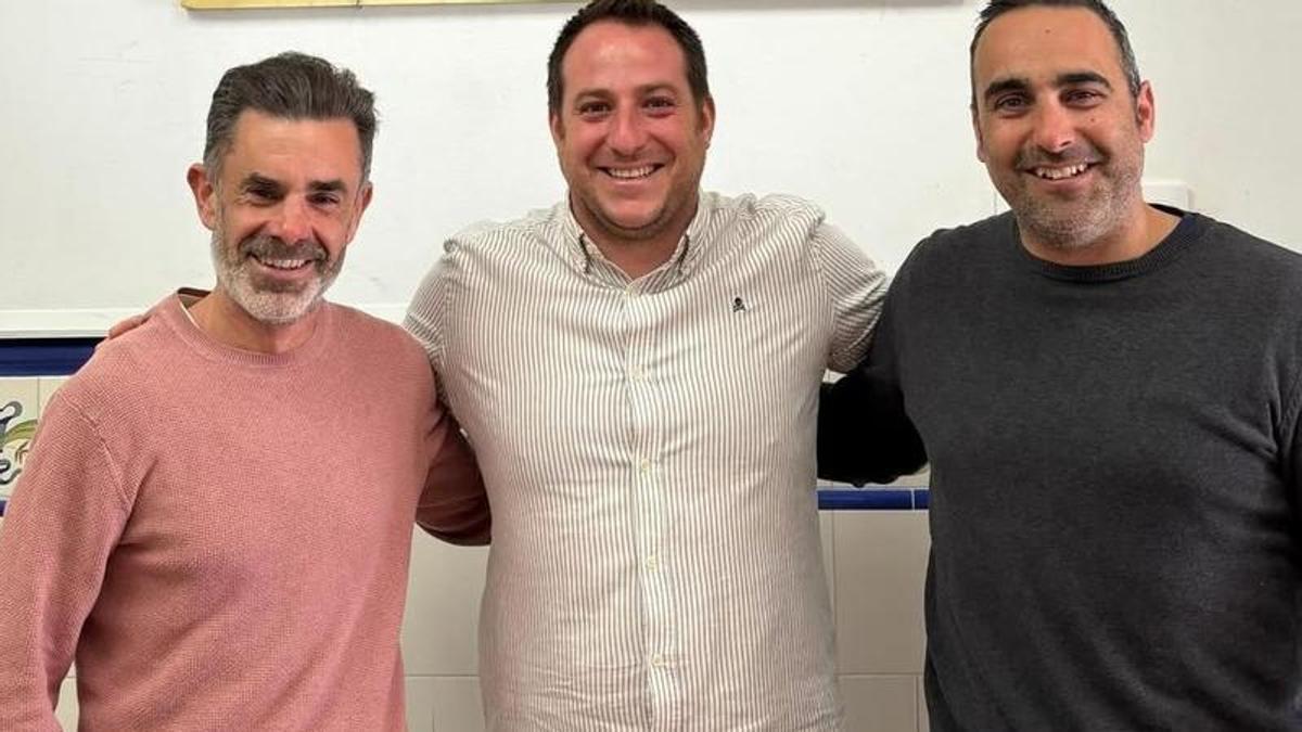 Enrique Iborra, el presidente Juanjo Soler y Jesús de la Hoz