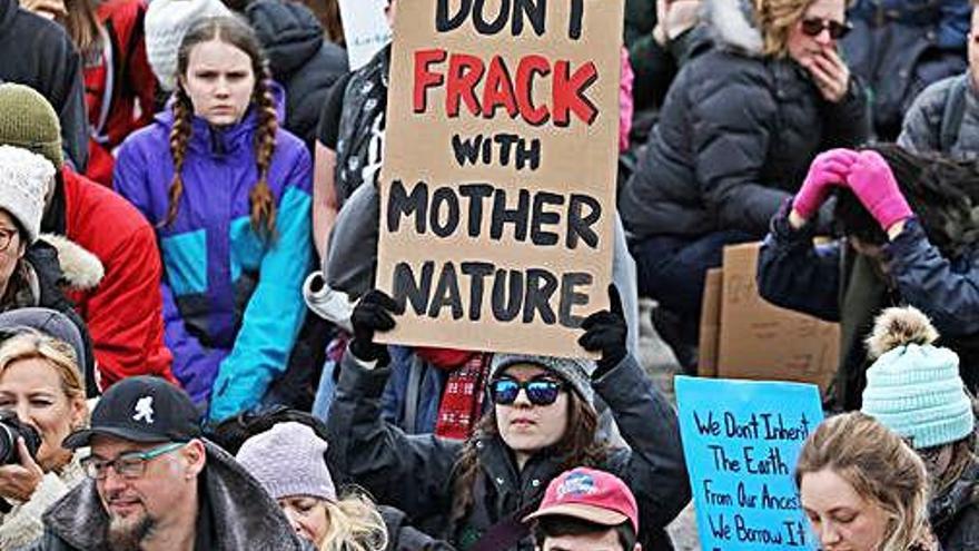 Una manifestació recent contra el canvi climàtic al Canadà.