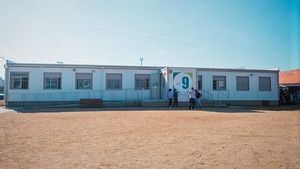 L’Institut 9 de Santa Coloma atura les classes per reclamar estudis de batxillerat a Educació