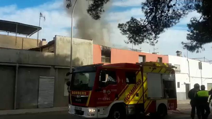 Espectacular incendio en Vila-real