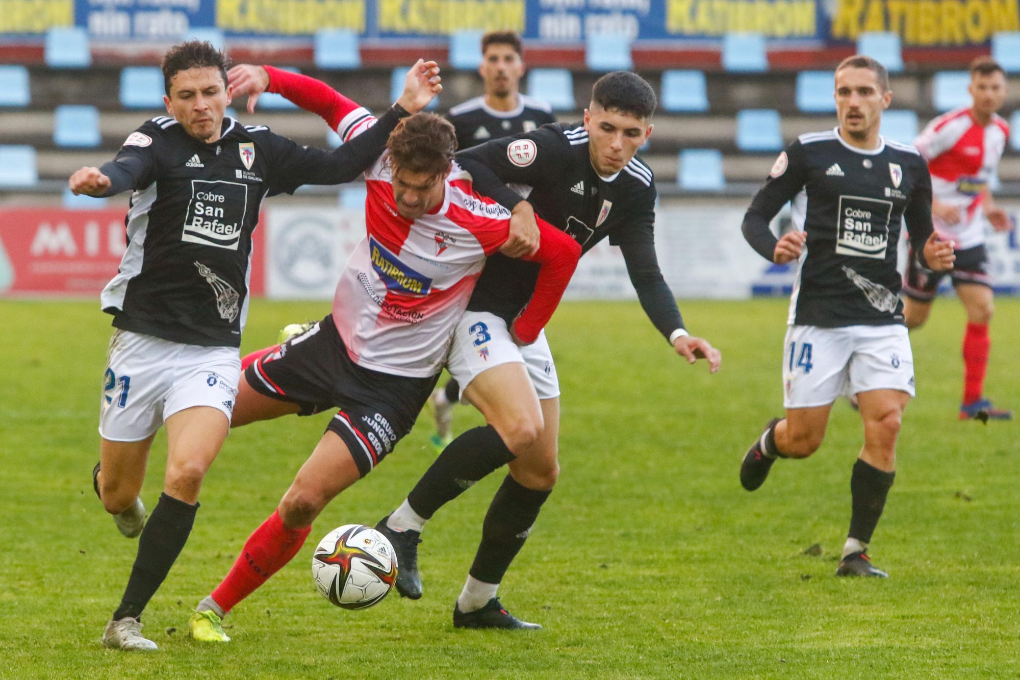 El Arosa-Compostela de A Lomba, en imágenes (0-1)