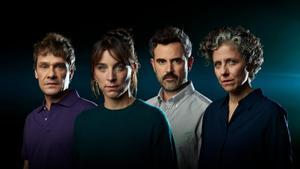 Anna Sahun, Pau Roca, Marc Rodriguez y Nausicaa Bonnín forman el elenco de La presència.