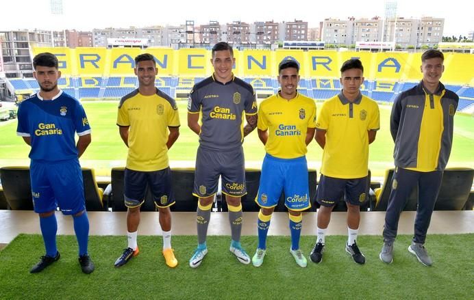 EQUIPACIÓN UD LAS PALMAS 2017-2018