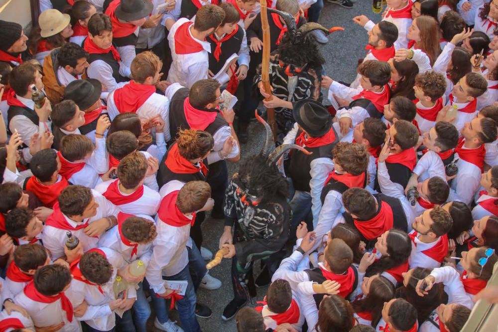 Sant Antoni 2018: Artà ya vibra con los 'dimonis'