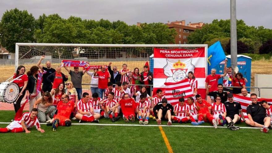 El Sporting Genuine, en Getafe para celebrar la fase final de la Liga