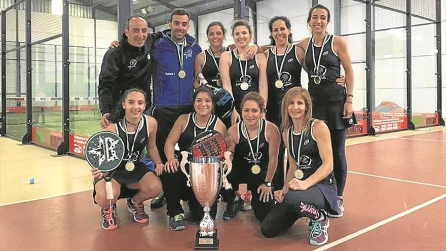 Pádel Indoor Cáceres y Liceo SportCenter de Plasencia, campeones