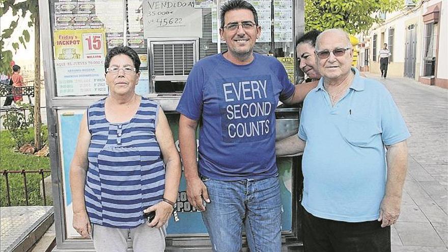 Bartolomé muñoz da un premio de 35.000 euros de la once en villafranca