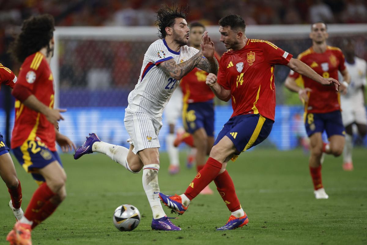 Laporte es una pieza clave para De la Fuente