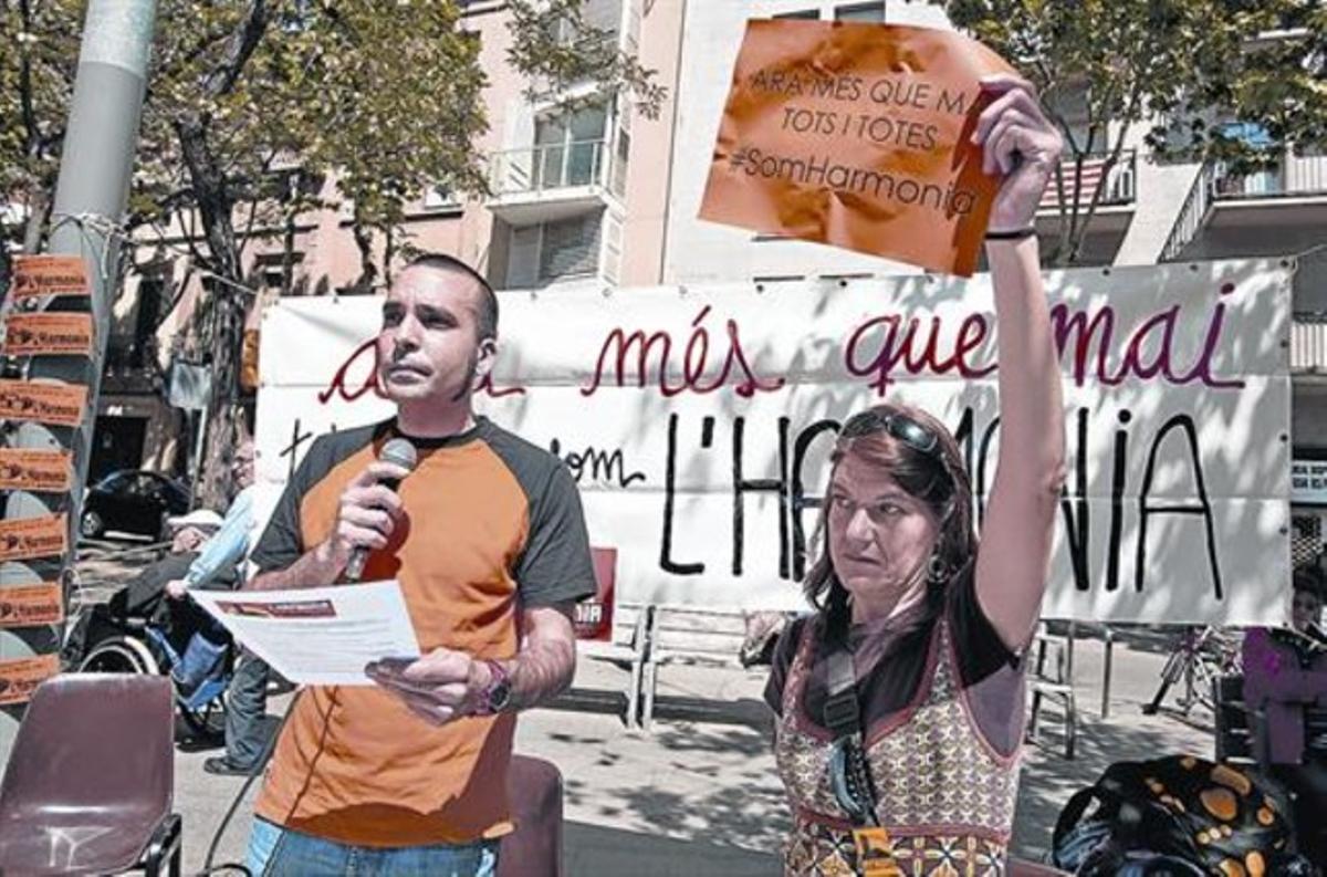 Lluita llarga 8 Concentració de suport a la gestió ciutadana del casal de barri després de conèixer-se la negativa municipal, l’abril passat.