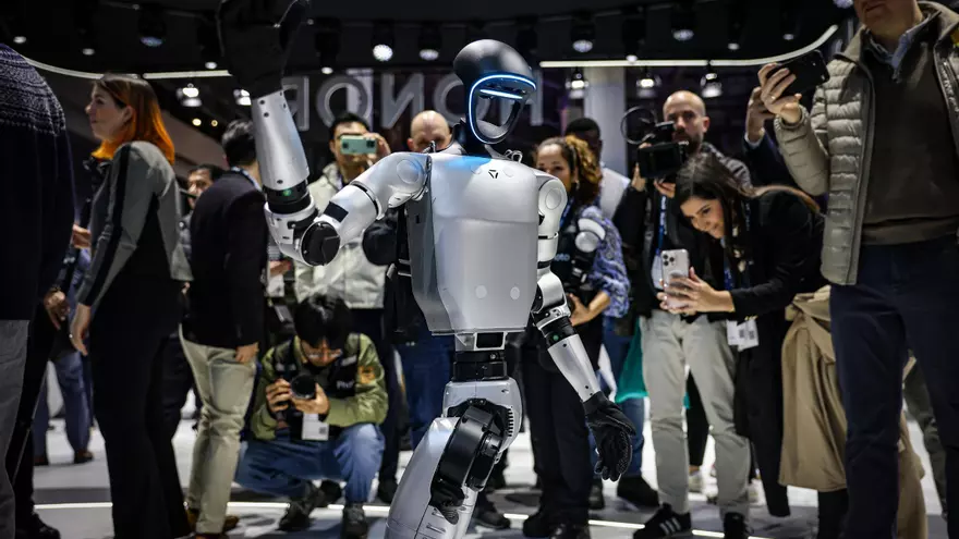 Descobreix les novetats tecnològuqes del MWC: mòbils ultrafins, robots humanoides i cotxes conduïts a distància