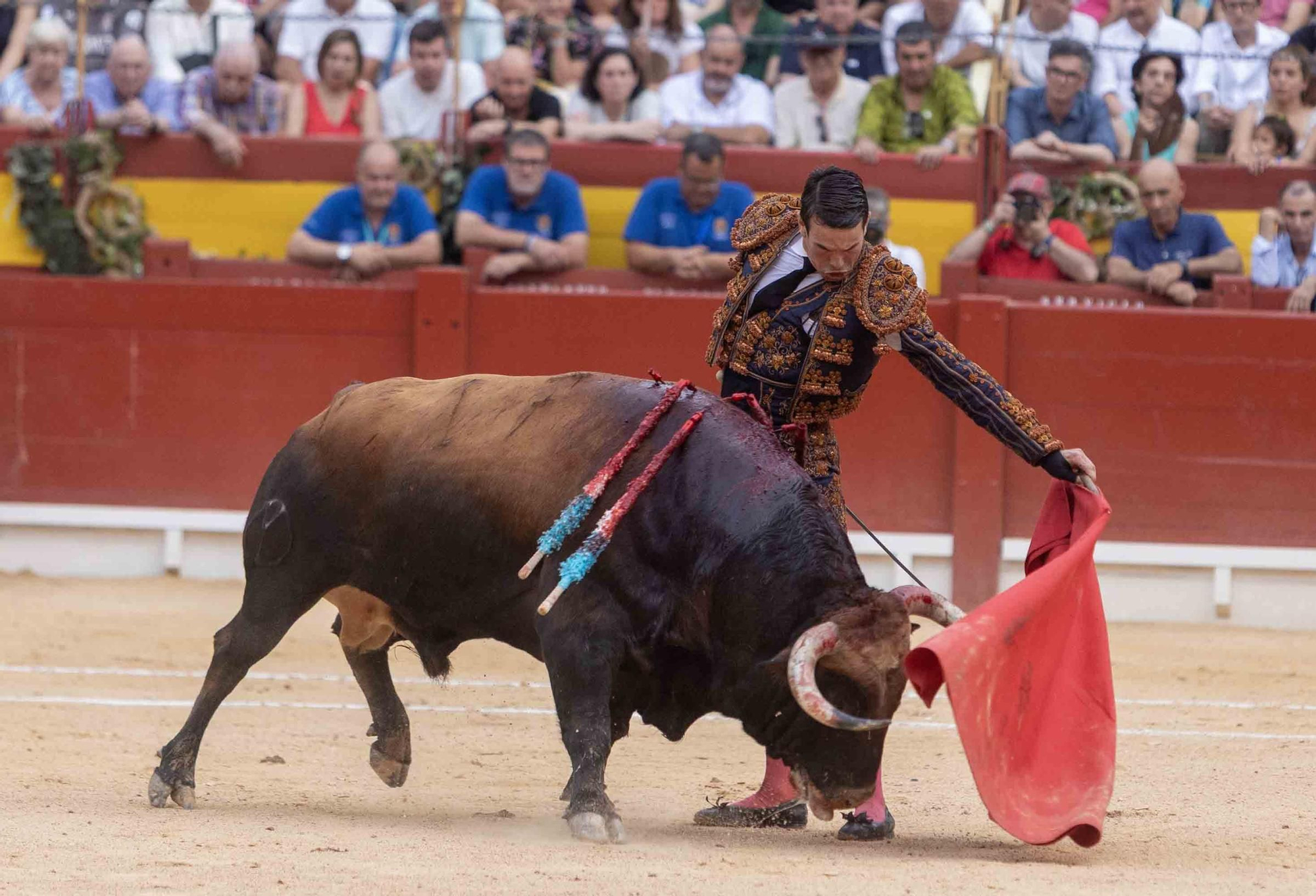 Manzanares, Roca Rey y Navalón no defraudan en la Feria de Hogueras 2025