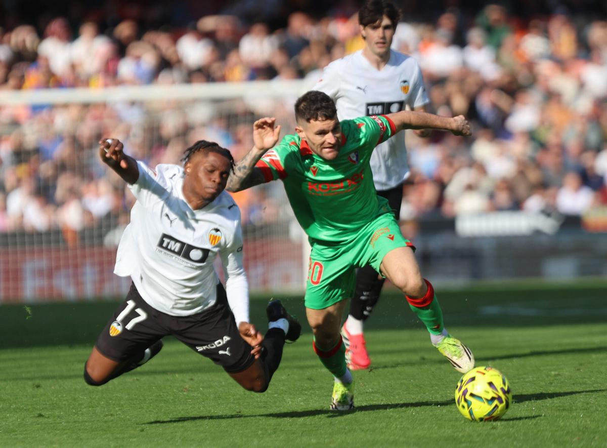 Ramazani, en el Valencia - Osasuna