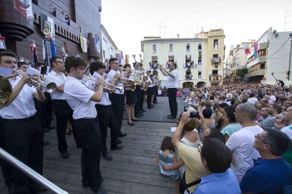 Entrada de Bandes de les festes de Moros i Cristians d'Ontinyent 2019