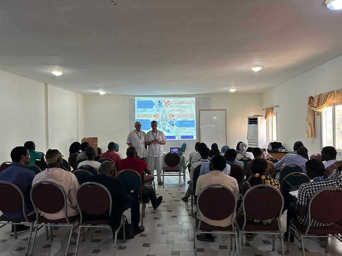 Una de les sessions teòriques del curs