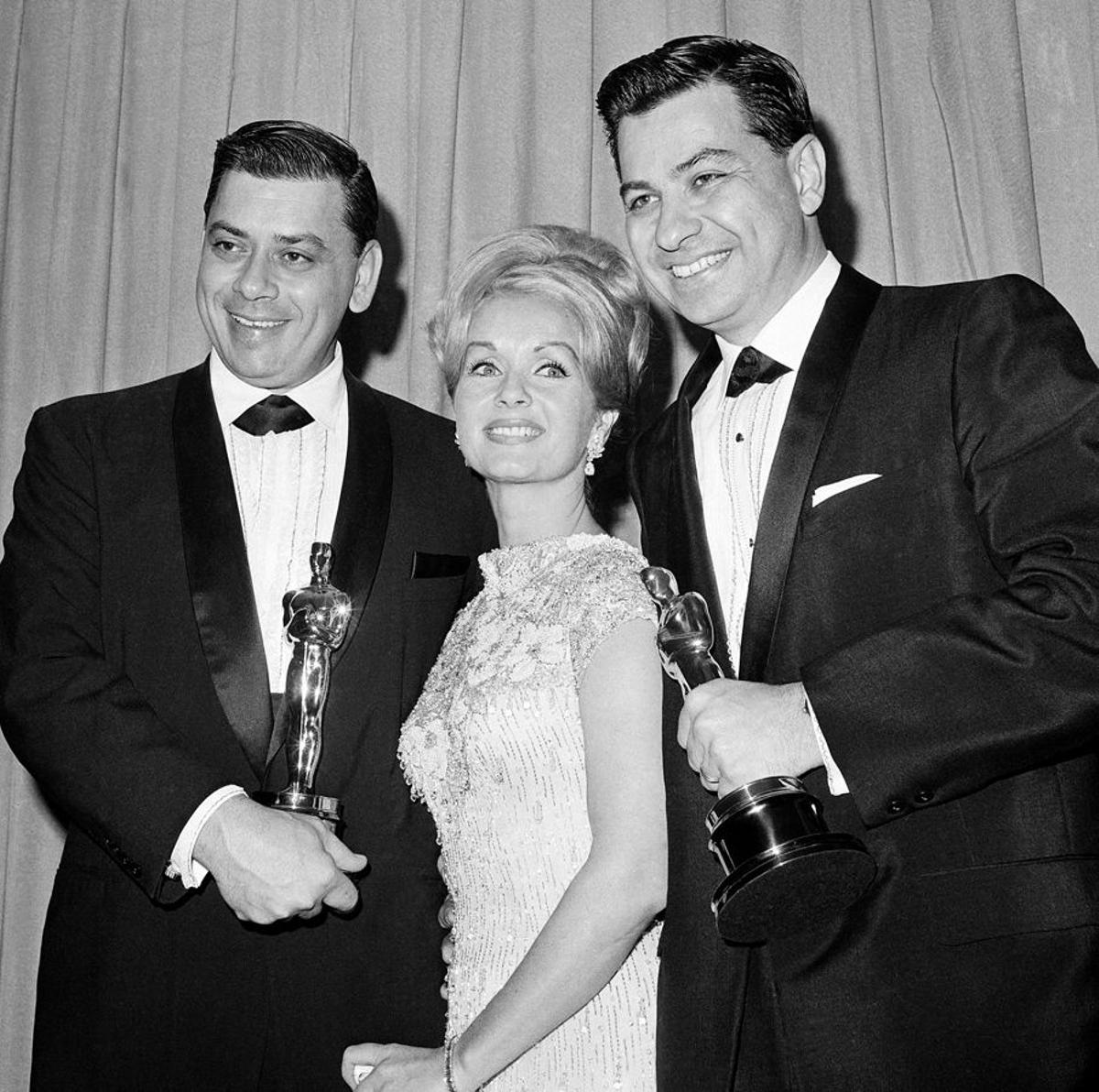 Debbie Reynolds Richard M. Sherman y Robert Sherman