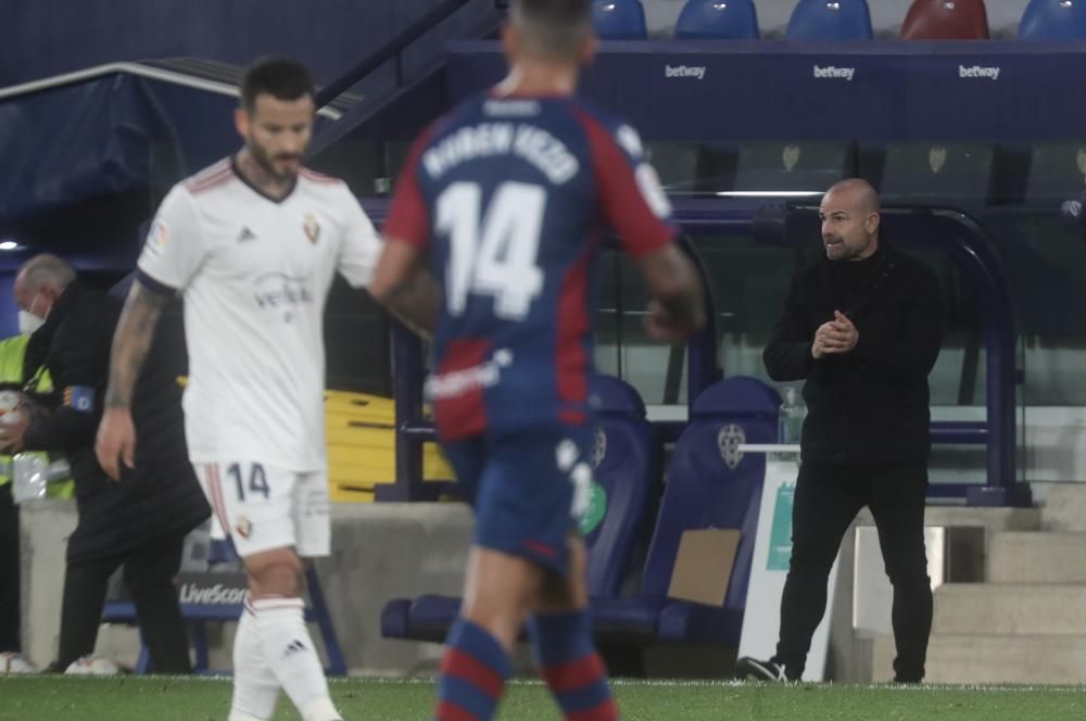 Las mejores fotos del Levante UD - Osasuna