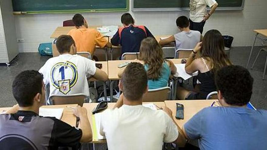 Cientos de alumnos de la Región se quedan sin viaje de estudios a Italia