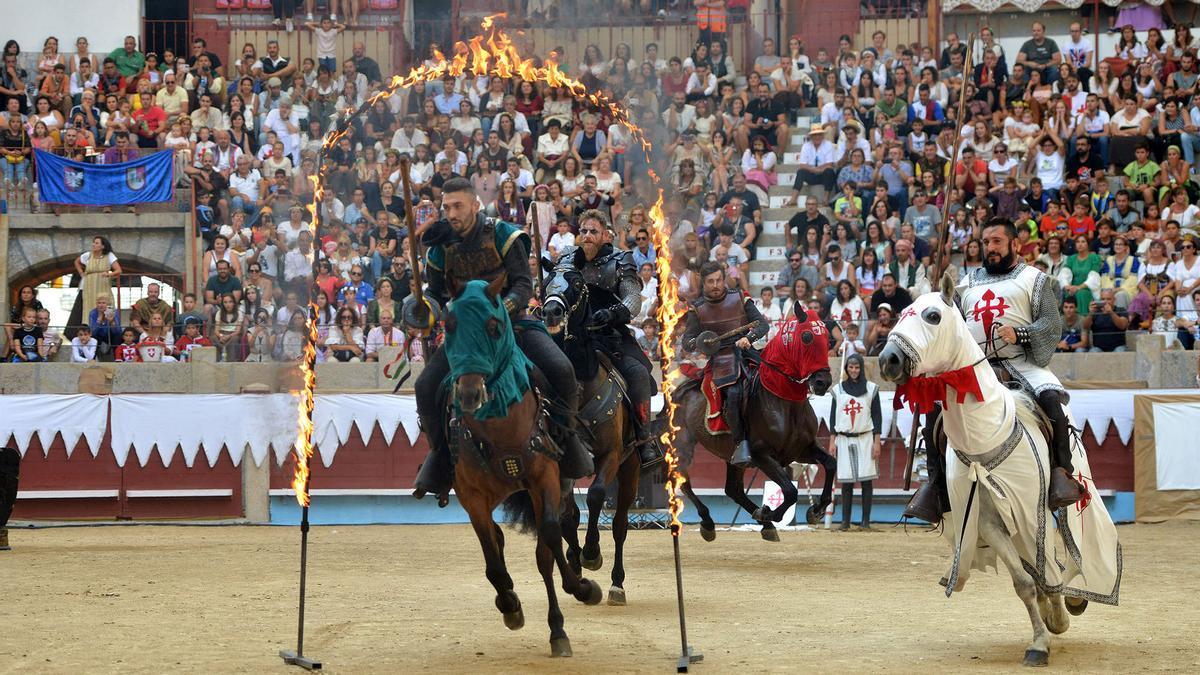 Imagen de archivo del torneo medieval en la plaza de toros