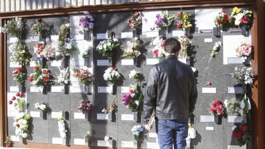 El Ayuntamiento de Zaragoza no retomará en el cementerio los traslados por renuncia