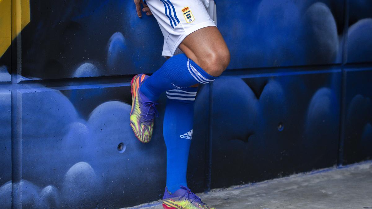 Así luce la nueva equipación del Real Oviedo