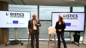 Presentació de la nova incubadora, a càrrec del delegat especial del CZFB, Pere Navarro, i la directora general, Blanca Sorigué