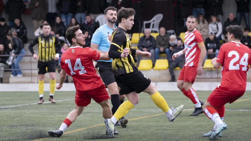 Navàs i Berga empaten en un partit vistós (2-2)