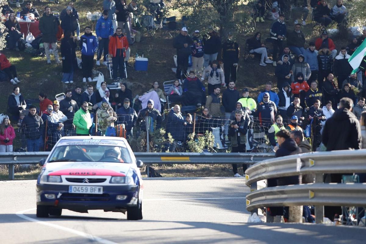 El público sigue el desarrollo de la competición.