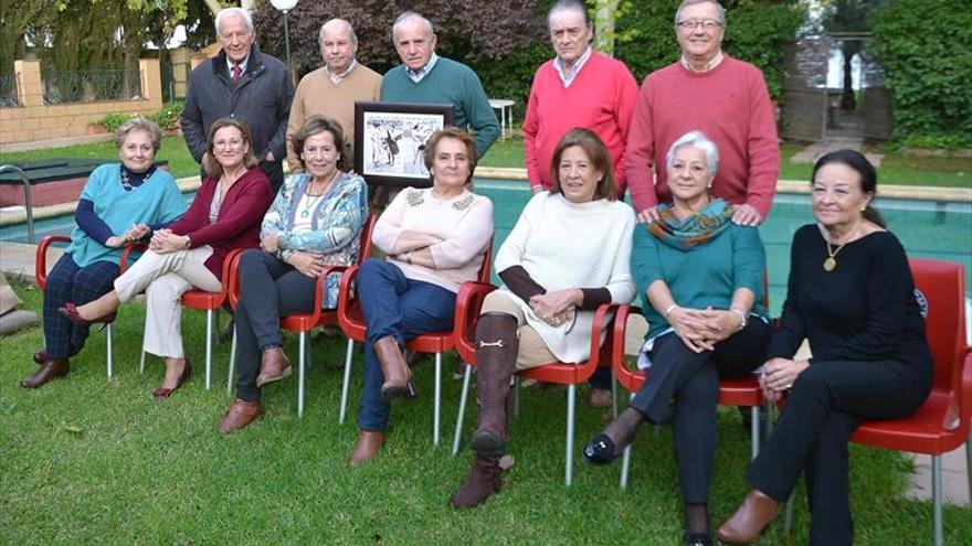 La asociación Barrio Vivo rinde homenaje a Tortosa