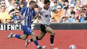 0-1. Javi López sella la permanencia del Alavés y aleja al Valencia de Europa