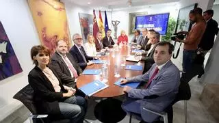 El Foro sobre Absentismo Laboral echa a andar: así quiere frenar la Región el aumento de bajas entre los trabajadores