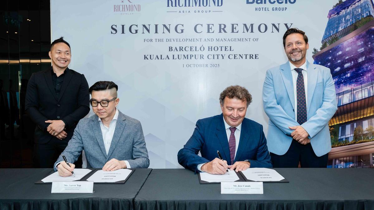 Aaron Yap, de Richmond Asia Group, y José Canals, director de Operaciones para Mediterráneo, Oriente Medio y Asia en Barceló.