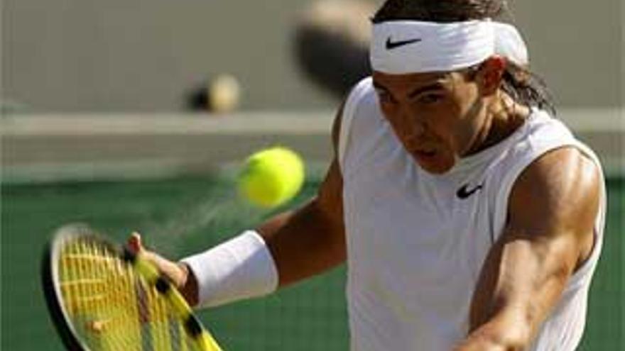 Nadal bate a Youznhy y se mete en cuartos