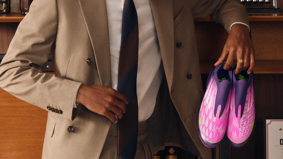 Lamine Yamal con sus nuevas botas exclusivas en colaboración con Adidas