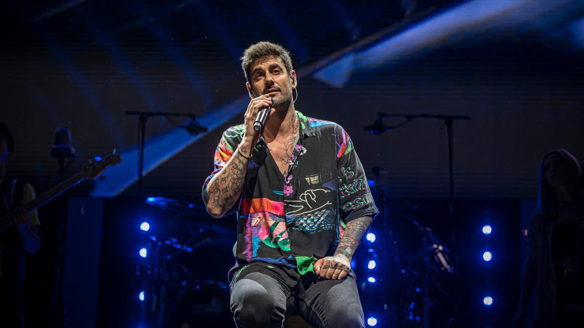 Melendi, en un concierto del Palau Sant Jordi, uno de los artistas principales invitados al festival Idilic.