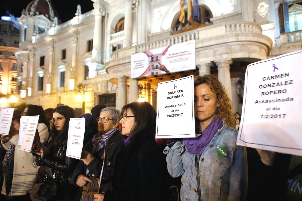 Manifestación contra la violencia de género en València