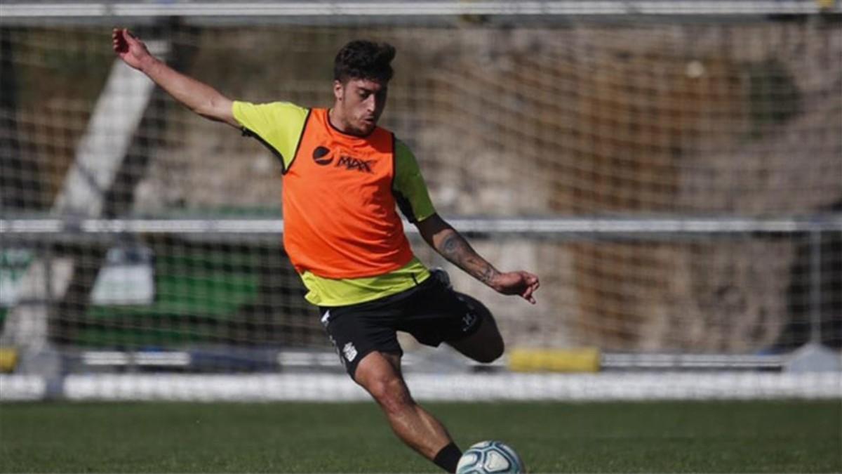 Álvaro Lemos, durante un entrenamiento con Las Palmas