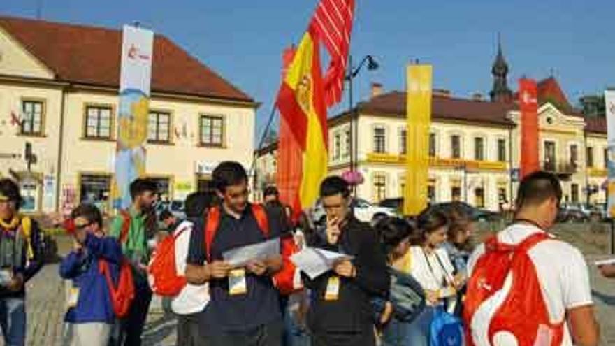 Jóvenes zamoranos en Bochnia, durante el encuentro en Polonia.