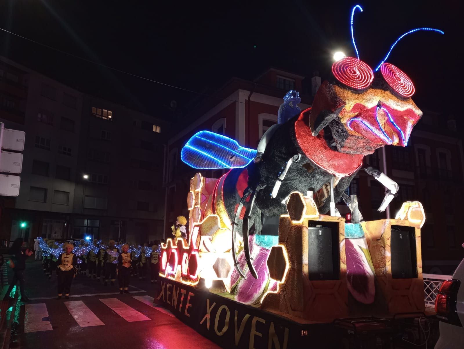 En imágenes: Así fue el multitudinario desfile de Carnaval en Luarca