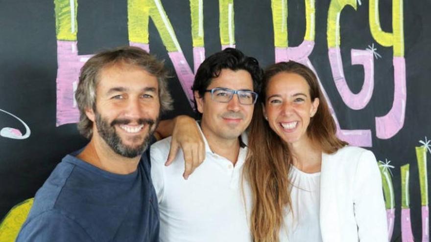 Oriol Vila, Ferrán Nogué y Carlota Pi, fundadores de Holaluz.