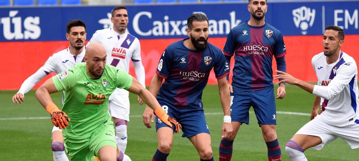 Dmitrovic, en el Huesca-Eibar.