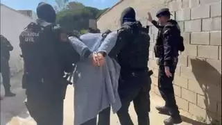 La Guardia Civil detiene a los cabecillas del clan de los Guzmanes, relacionados con el incidente del cuartel de Barbate