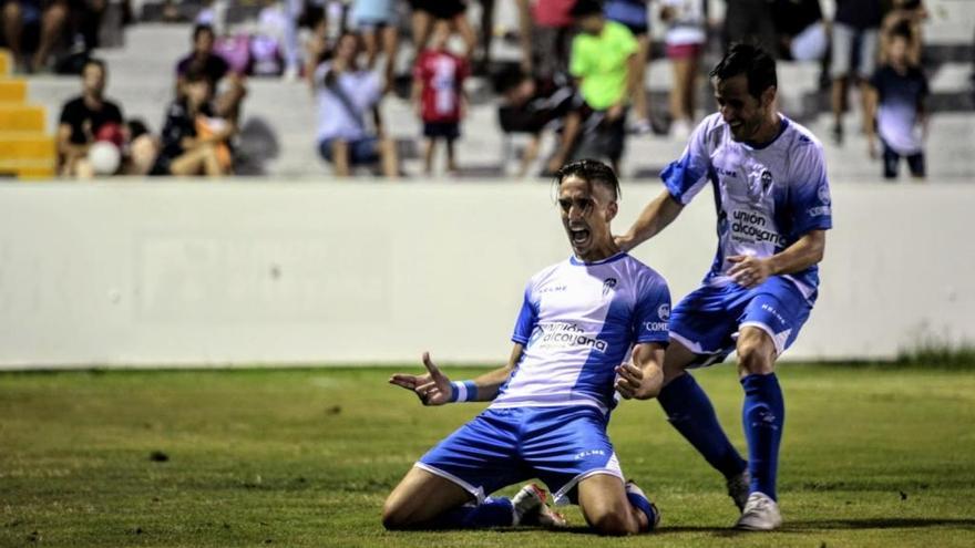 El Alcoyano se merienda al Barça B