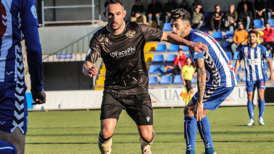 Un lance del derbi entre Alcoyano e Intercity jugado en El Collao el pasado 5 de enero.