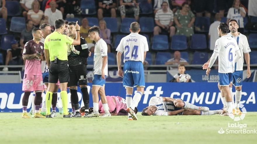 &#039;Castigo&#039; para Pérez Pallas, árbitro del VAR en el CD Tenerife - Málaga CF