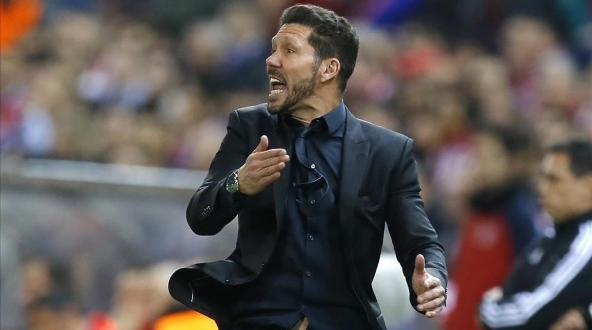 aguasch33689661 atletico s coach diego simeone reacts during the c160429141816