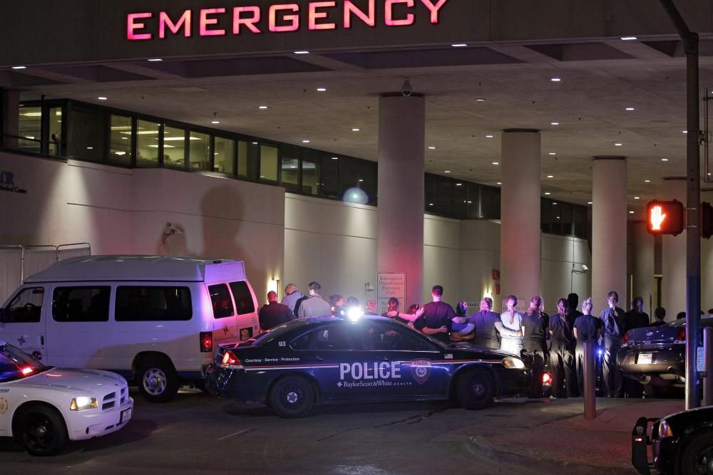 Cinco agentes muertos tras una marcha contra la violencia policial en Dallas