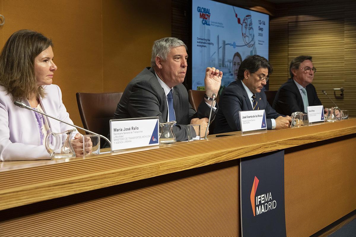 María José Rallo, José Vicente de los Mozos, David Pérez y Juan José Lillo en un momento de la presentación del Global Mobility Call