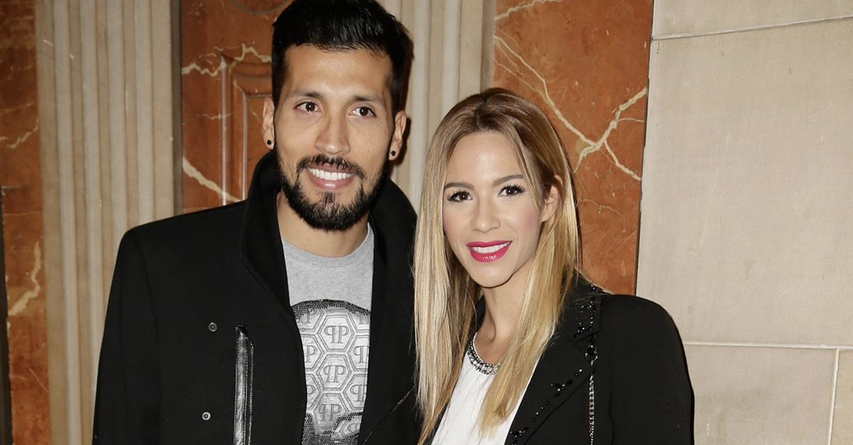 Tamara Gorro y Ezequiel Garay felicitan la Navidad con este sensual baile